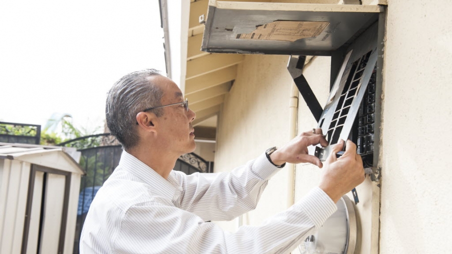 Home inspector and electrical board